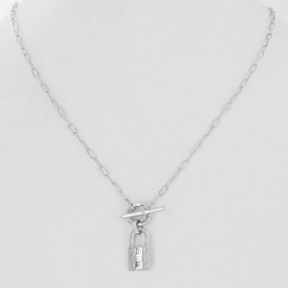 NEW Paperclip Lock Toggle Chain Necklace - Picture 4 of 8